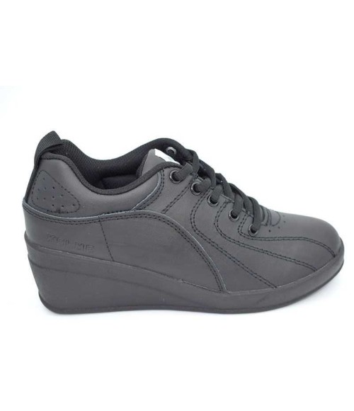 ZAPATILLA DEPORTIVA PARA MUJER KELME PIEL CUÑA PATTY CORDON NEGRO