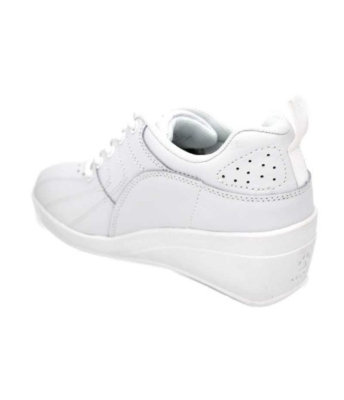 ZAPATILLA DEPORTIVA DE MUJER KELME PIEL NEW PATTY  33100 CORDON BLANCO